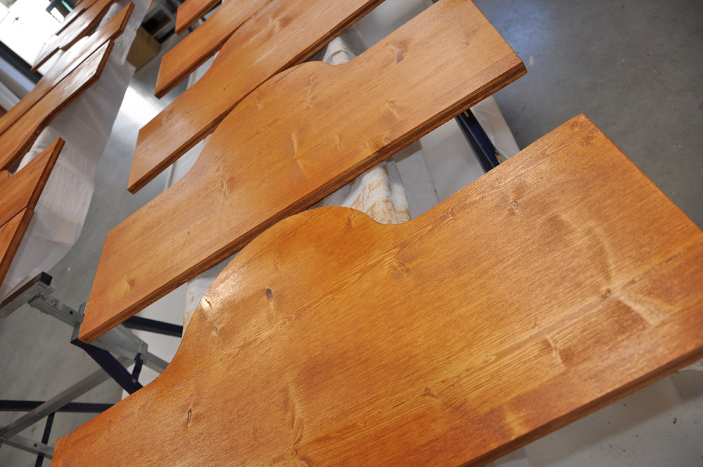 Fertigung von Holz Schildern