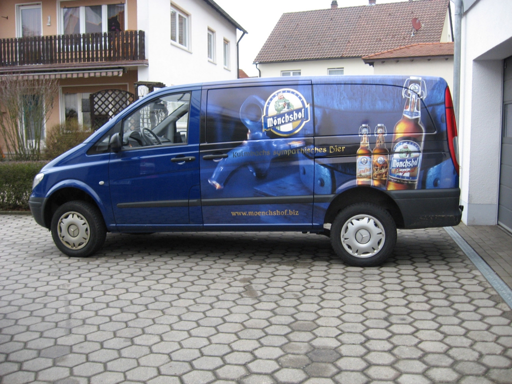 Teilvollverklebung eines Vans