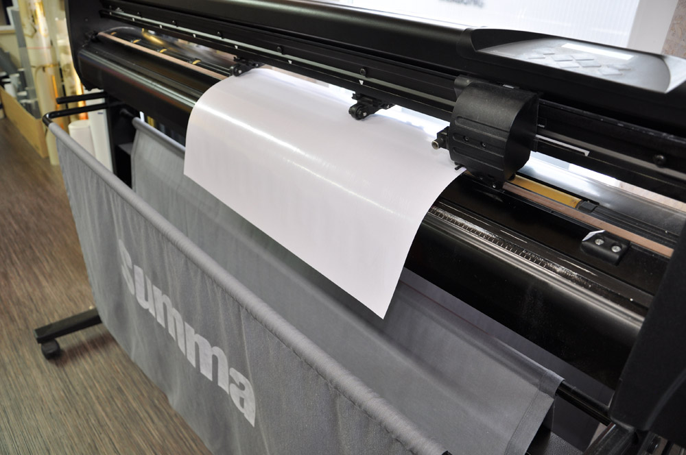 Unser Plotter bei der Arbeit